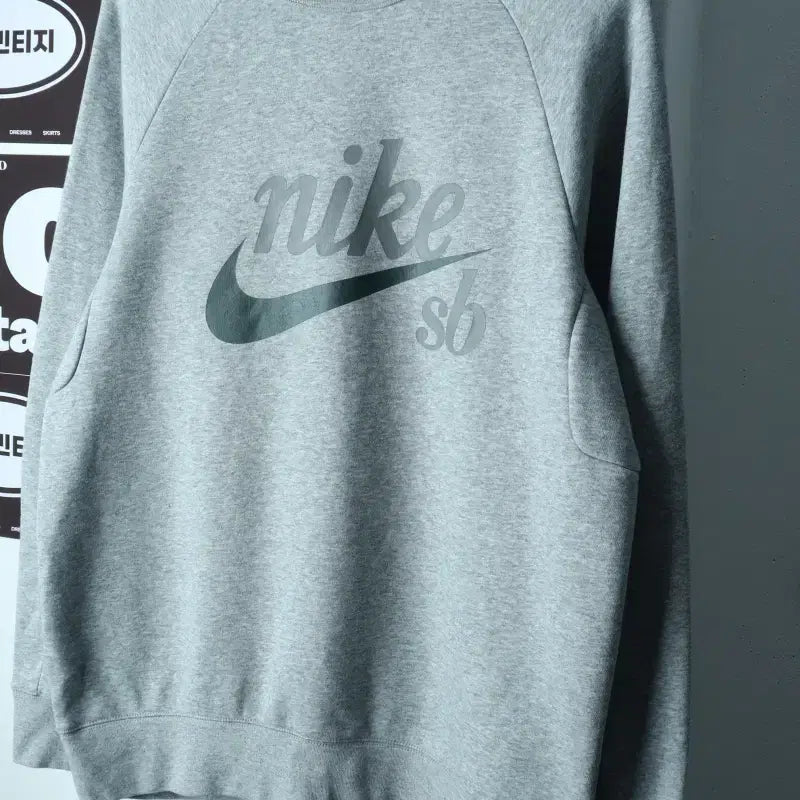 [BUNJANG] Nike SB Skateboarding Raglan Sweatshirt / (M-L) 나이키 맨투맨 티셔츠 SB스케이트보드 나그랑-H38784