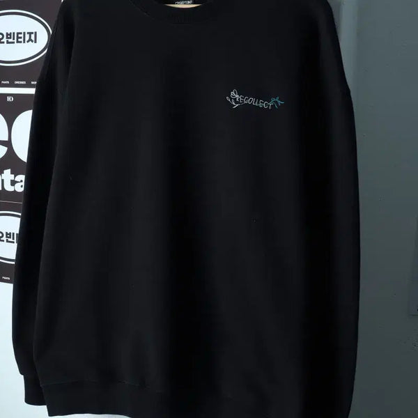 [BUNJANG] Compagno Embroidered Flower Sweatshirt Black / (L-XL) 꼼파뇨 맨투맨 티셔츠 자수 플라워 기모 블랙-H38786