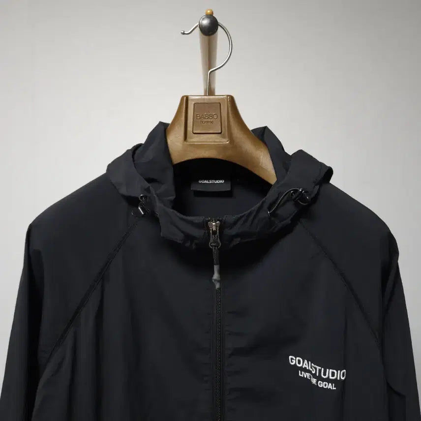 [BUNJANG] Gold Studio Lightweight Windbreaker Black L / L ) 골스튜디오 바스락 바람막이 블랙