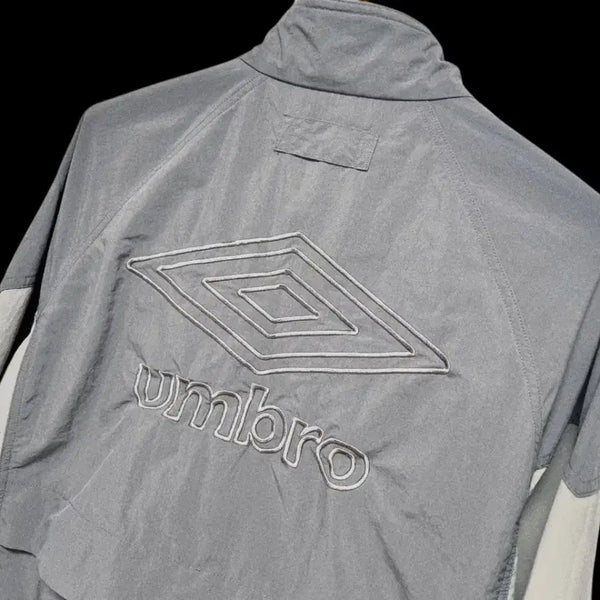 [BUNJANG] Umbro Pigment Woven Warm-up Jacket / 남성 정가17.9만 엄브로 빅로고 피그먼트 우븐 웜업 바람막이 트레이닝복