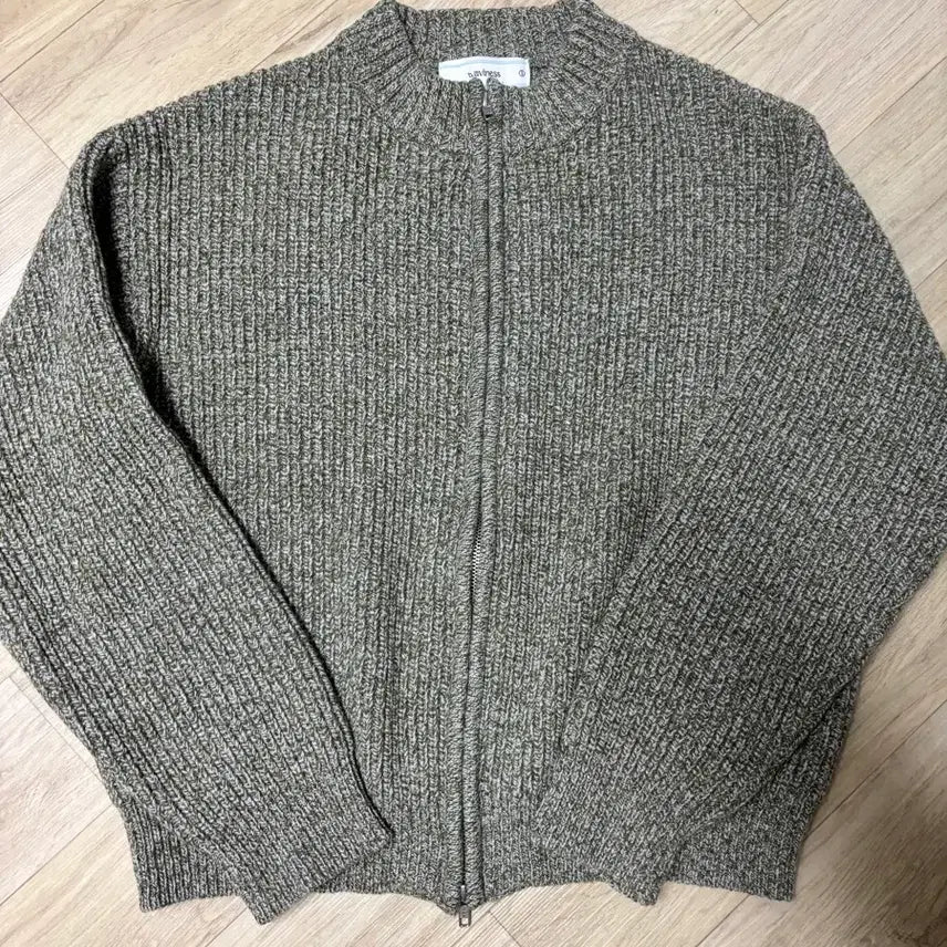 [BUNJANG] Wavyness Full Zip-Up Cardigan Green / 웨이비니스 풀집업 가디건 그린