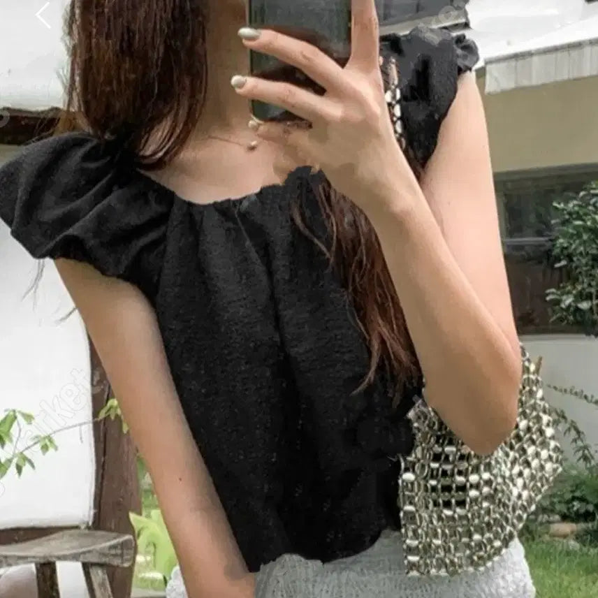 [BUNJANG] Black Off-Shoulder Puff Sleeve Cropped Top / 블랙 오프숄더 퍼프 소매 크롭 탑