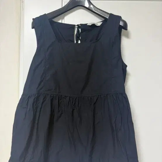 [BUNJANG] 8 Seconds Ribbed Navy Sleeveless Top / 에잇세컨즈 나시