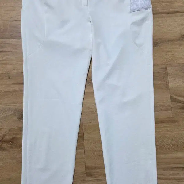 [BUNJANG] Castelbajac Women's Golf Pants Size 70 / 여성 골프웨어 (까스텔바작 70)