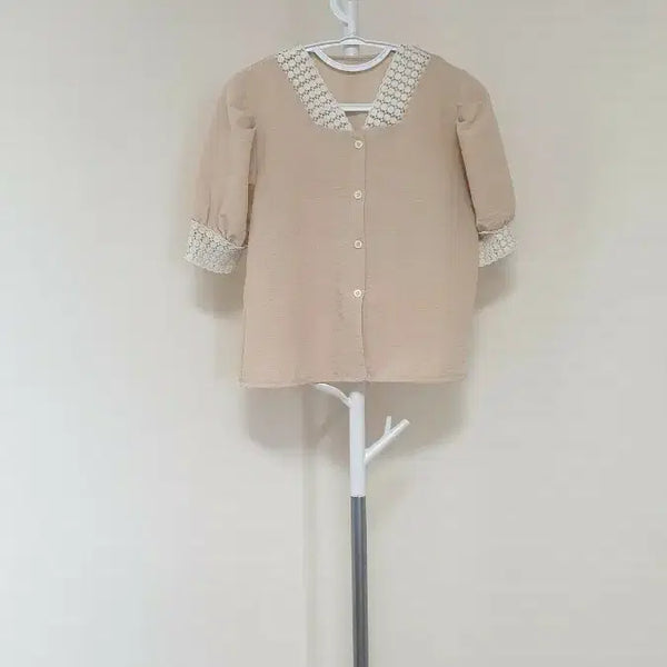 [BUNJANG] Women's Lace Blouse / 여성 레이스 블라우스