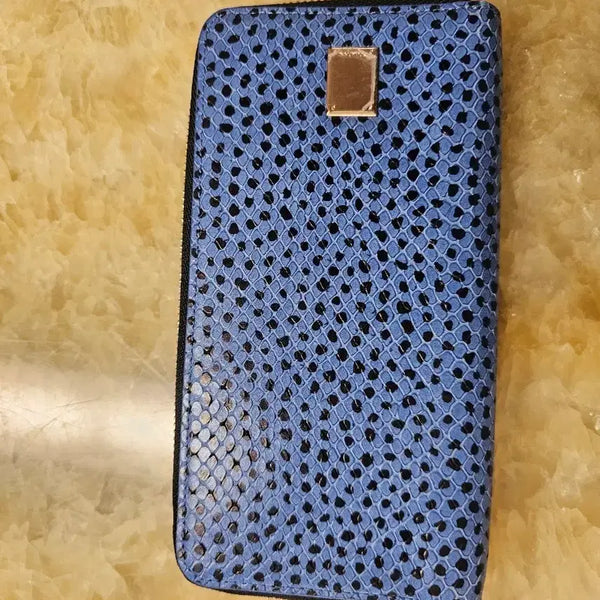 [BUNJANG] Blue Embossed Leather Long Wallet / 블루 뱀피가죽 무늬 장지갑
