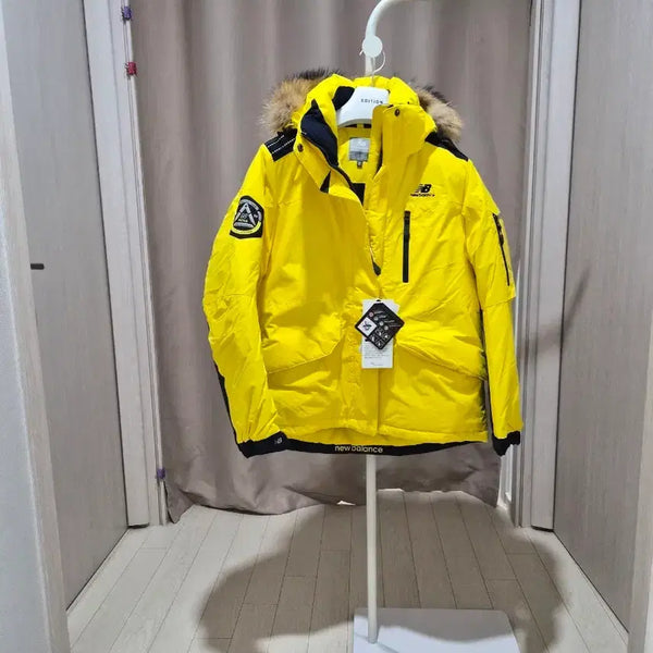 [BUNJANG] New Balance Yellow Down Jacket (New) / 뉴발란스 패딩 옐로우.정품 새상품