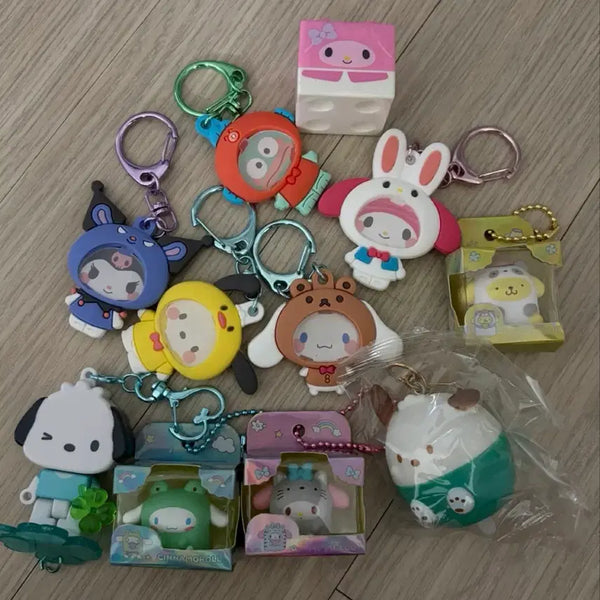 [BUNJANG] Sanrio Rice Bead Figure Brick Keychain Bundle Set / 산리오 키링 쌀알 피규어 브릭 키링 일괄