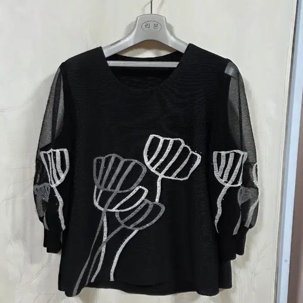 [BUNJANG] Elegant Pleated Blouse Free Size / 예쁜플리츠블라우스(free)