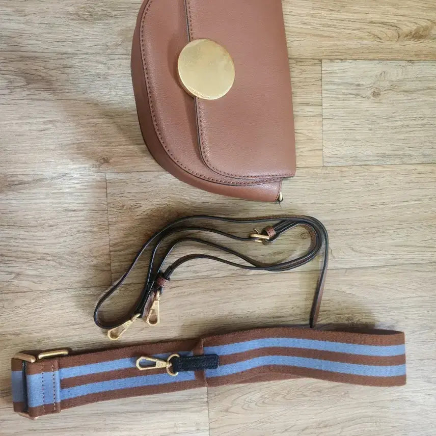 [BUNJANG] Oryany Crossbody Bag Brown / 오야니 크로스백