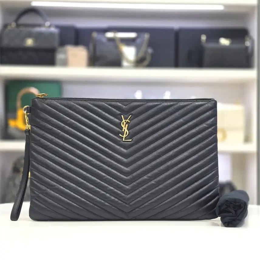 [BUNJANG] Saint Laurent Monogram Matelassé Large Clutch / 생로랑 모노그램 마틀라세 라지 클러치 440222