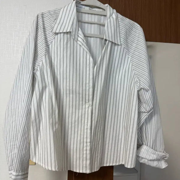 [BUNJANG] Striped Button-Down Shirt / 스트라이프 남방 셔츠