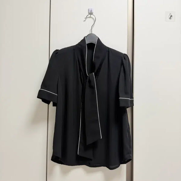 [BUNJANG] Summer Necktie Formal Blouse / [사놓고보관만한 새제품] 정가 38,400원 여름 타이 정장 블라우스 화