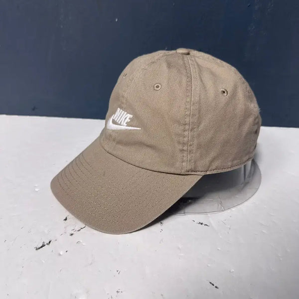 [BUNJANG] Nike Logo Beige Baseball Cap / 나이키 로고 베이지 볼캡 모자