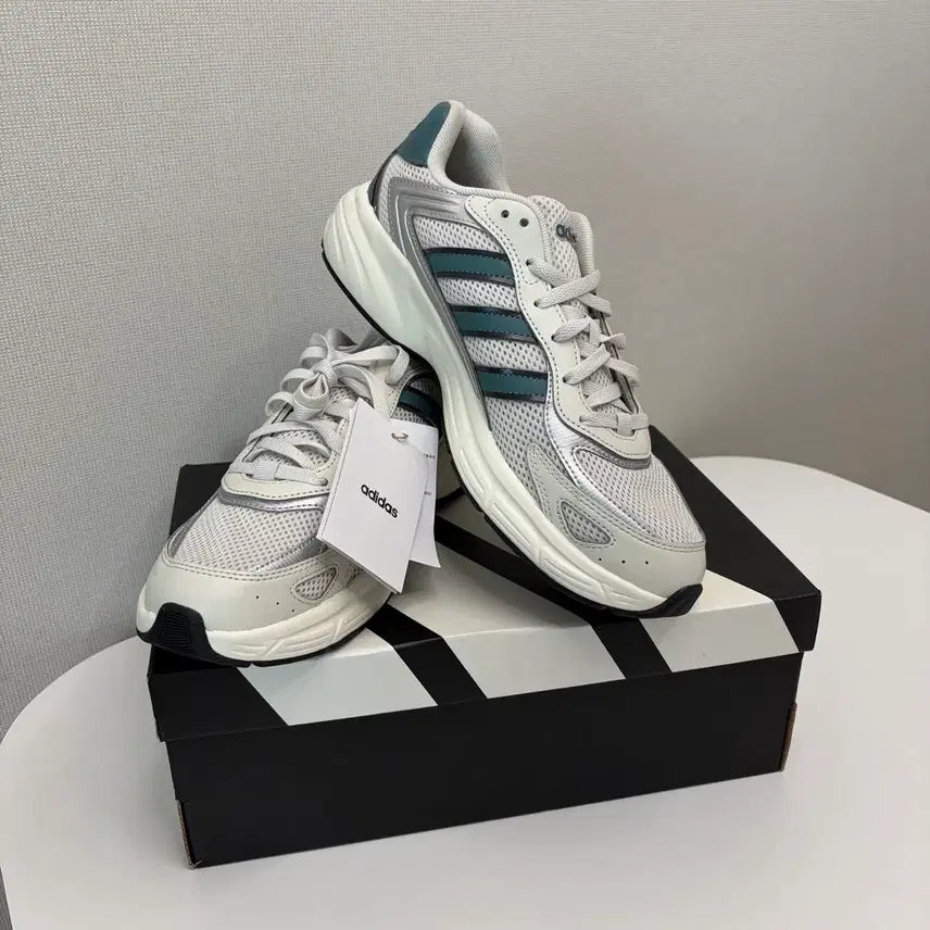 [BUNJANG] Adidas Running Shoes (Size 270) / 아디다스 운동화 270
