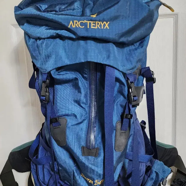 [BUNJANG] Arc'teryx Bora 50 Backpack Navy / 아크테릭스 보라 50 등산 배낭 네이비