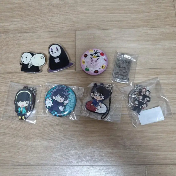 [BUNJANG] Various Anime Character Keychains and Can Badges Bundle Set / 각종 키링, 캔뱃지 일괄 판매