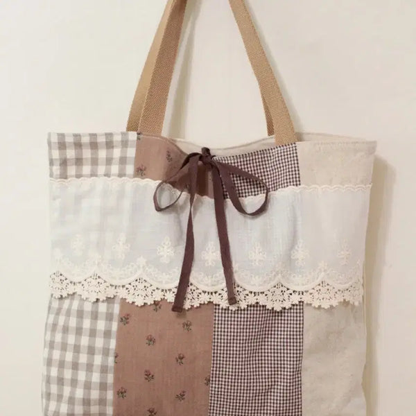 [BUNJANG] Handmade Lace Patchwork Ribbon Bag / 핸드메이드 레이스 패치워크 리본 가방