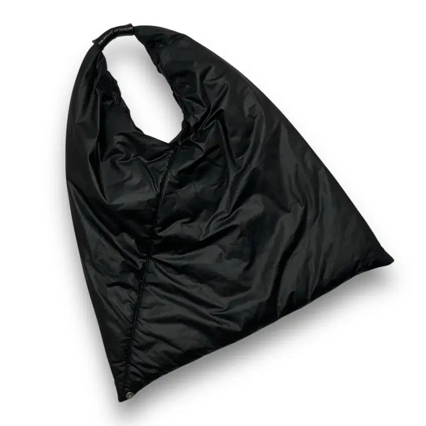 [BUNJANG] MM6 Black Triangle Padded Tote Bag / MM6 Black Triangle Padded Tote Bag