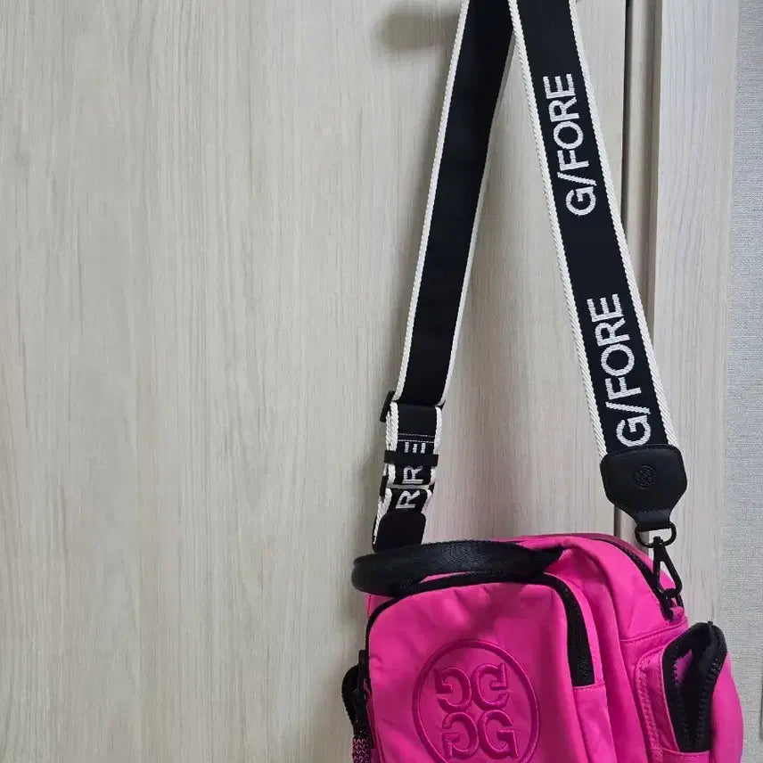 [BUNJANG] G/FORE Pink Golf Crossbody Bag / 지포어 핑크 골프 크로스백ㅡ정품