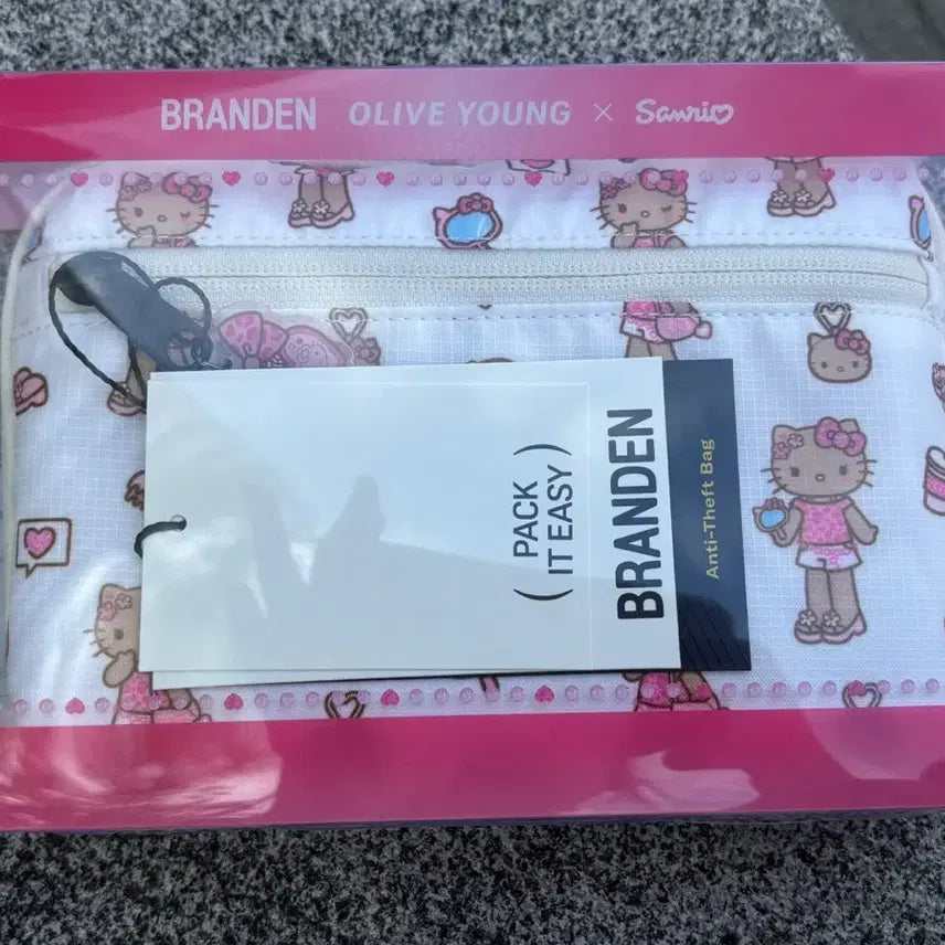 [BUNJANG] Brandon Kitty Wallet Bag Pouch White / 브랜든 키티 월렛백 파우치 화이트 흰색