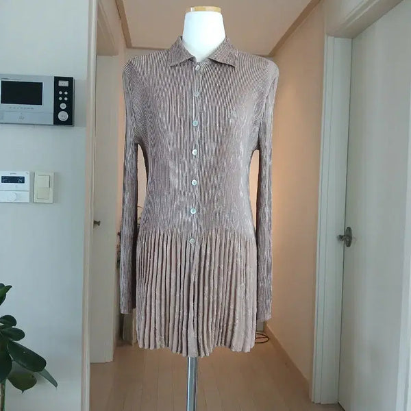 [BUNJANG] PLEATS MODEET Pleated Blouse M / 일본수입 PLEATS MODEET  플리츠 블라우스 M.  A급