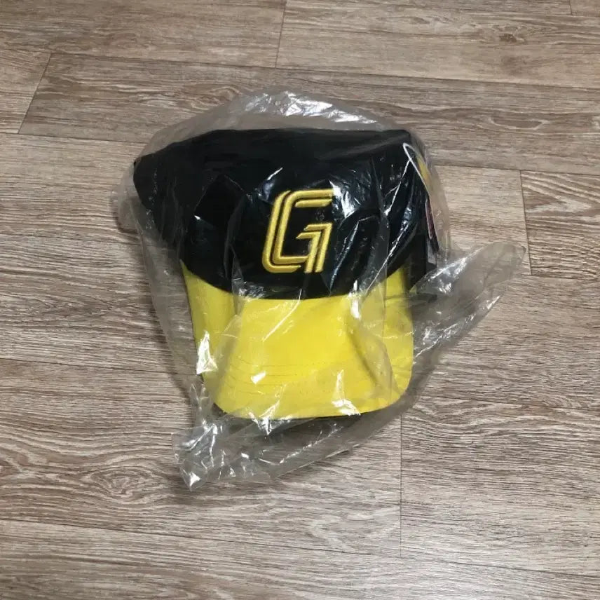 [BUNJANG] Lotte Giants Pikachu Hat (Size 58) / 롯데 자이언츠 피카츄 모자 58사이즈 (새상품)
