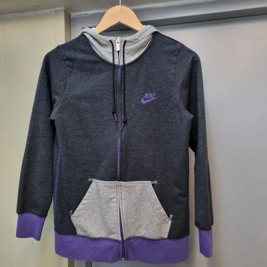 [BUNJANG] Nike Hooded Zip-Up Jacket Size 85 / 나이키 후드집업 85