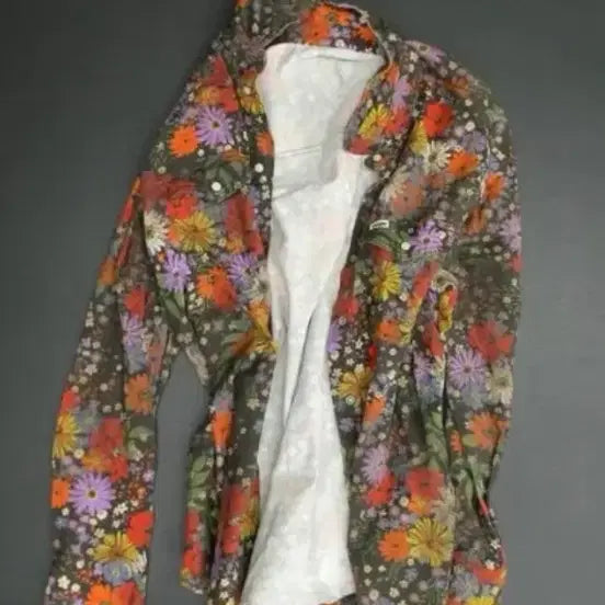 [BUNJANG] Wrangler Floral Pattern Shirt / wrangler 플라워 패턴 셔츠