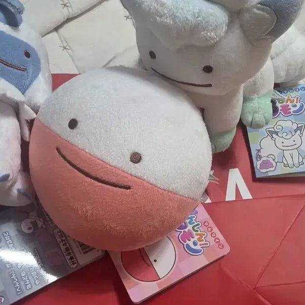 [BUNJANG] Ditto Absol Alolan Stantler Ball / 변신메타몽 앱솔 붐볼 알로라식스테일
