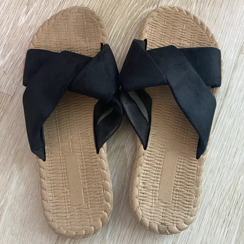 [BUNJANG] Summer Slippers (235) / 여름 슬리퍼(235)