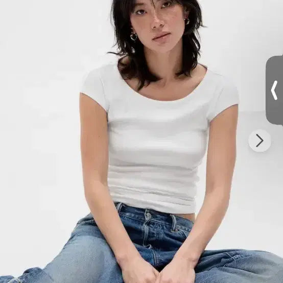[BUNJANG] Gap Black/White T-Shirt / 일본 갭 티셔츠 Gap 블랙/화이트