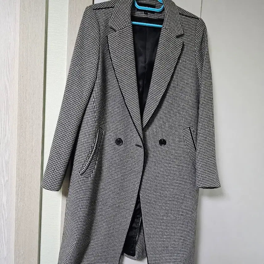 [BUNJANG] Check Pattern Double-Button Coat / 체크 패턴 더블 버튼 코트66