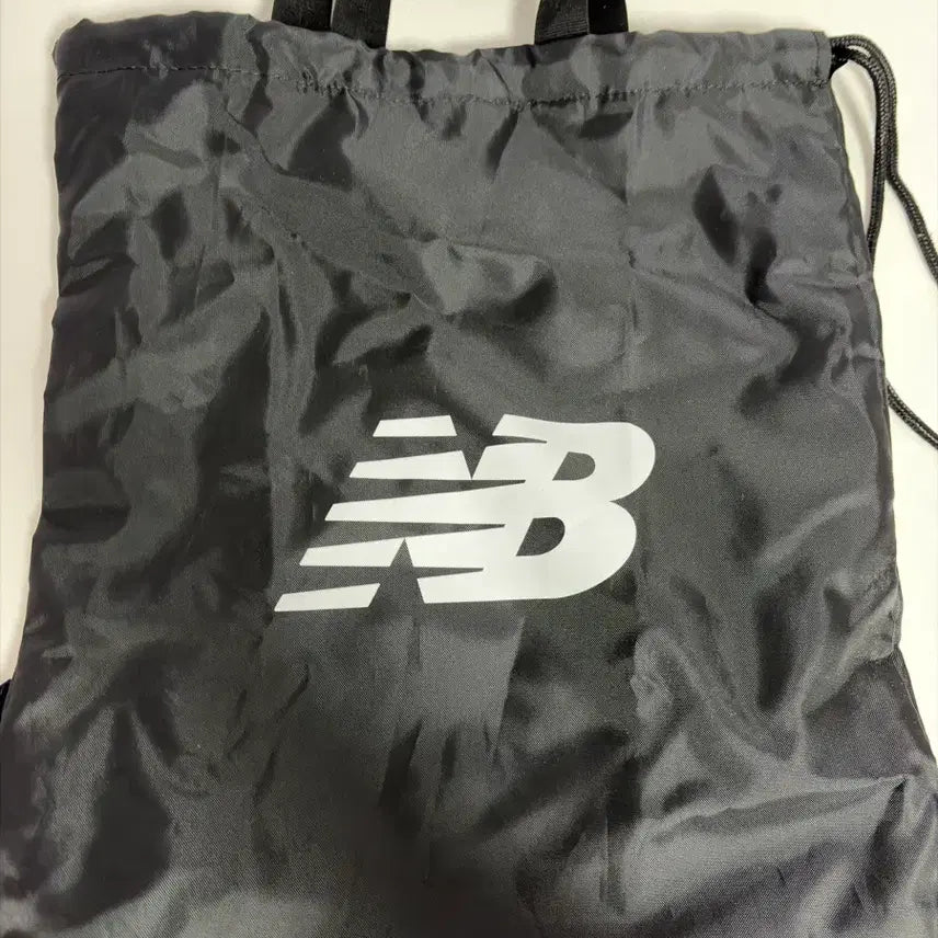[BUNJANG] New Balance Flying Logo String Gym Sack / 뉴발란스 플라잉로고 신발주머니 스트링 짐색