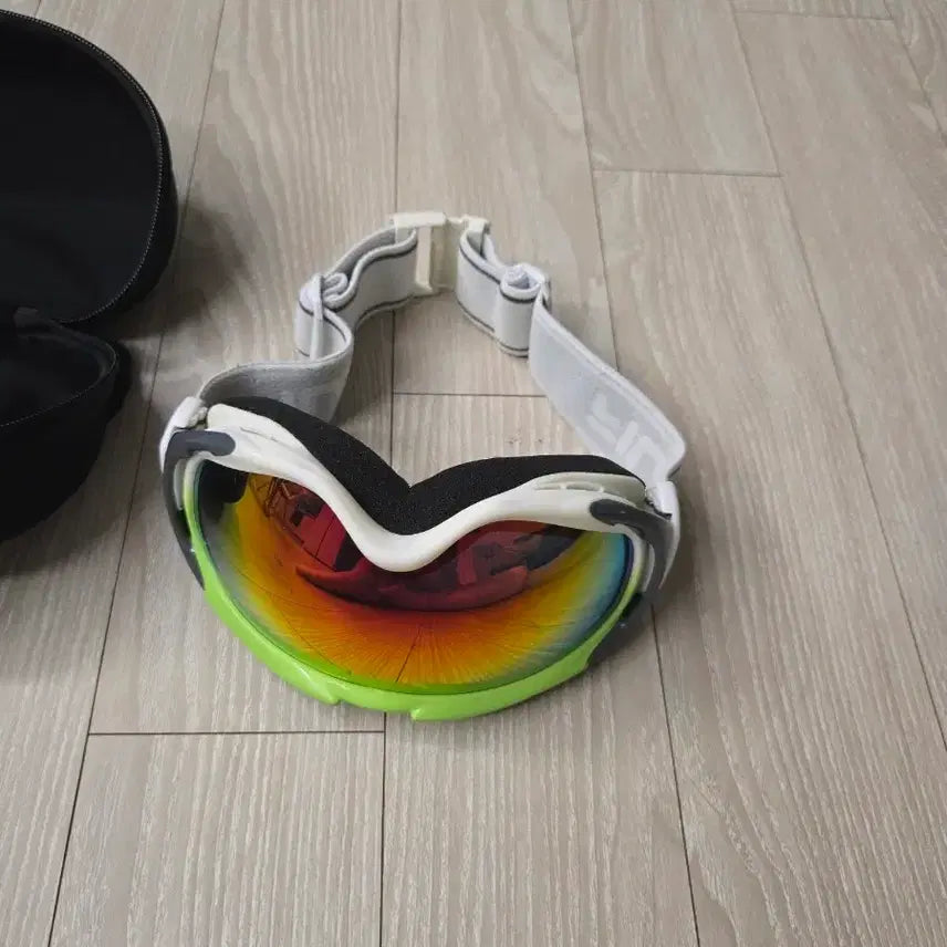 [BUNJANG] Fila Kids Ski Goggles with Hard Case / 필라키즈 스키 고글 + 하드케이스