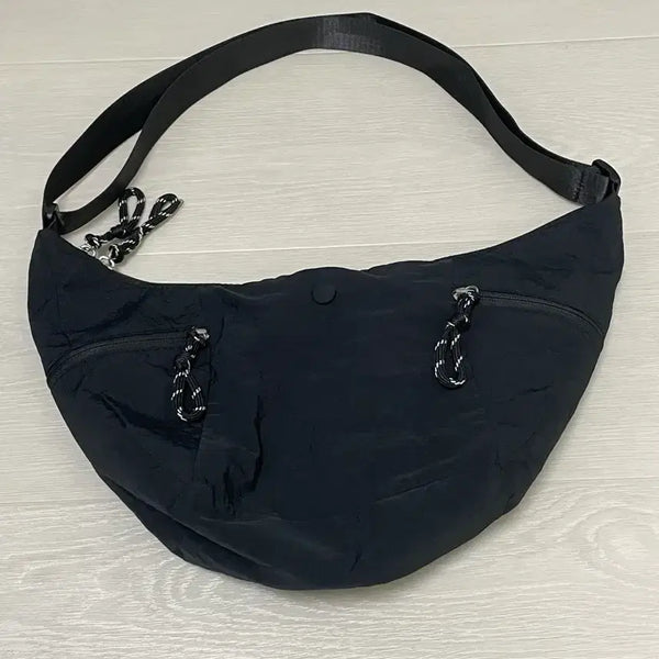 [BUNJANG] Black Hip Pack Crossbody Sling Bag / 블랙 힙색 크로스백 슬링백