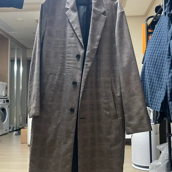 [BUNJANG] Andew Check Pattern Double-Button Coat / 앤듀 체크 패턴 더블 버튼 코트