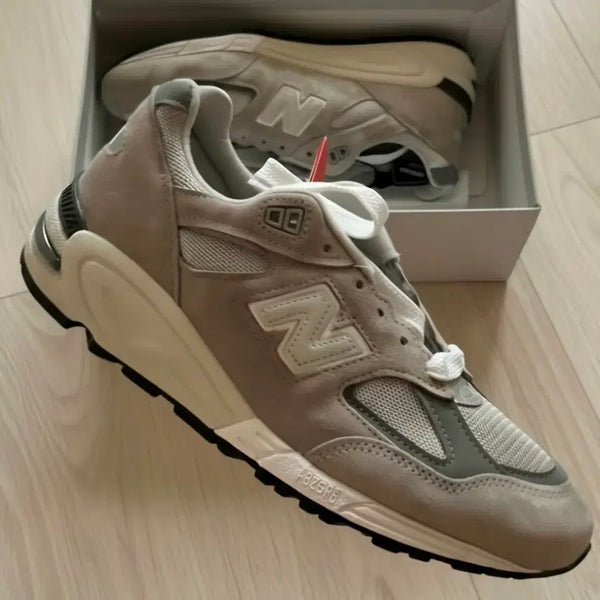 [BUNJANG] New Balance 990V2 Grey US 9.5 / (새상품)뉴발란스 990V2 그레이 275mm