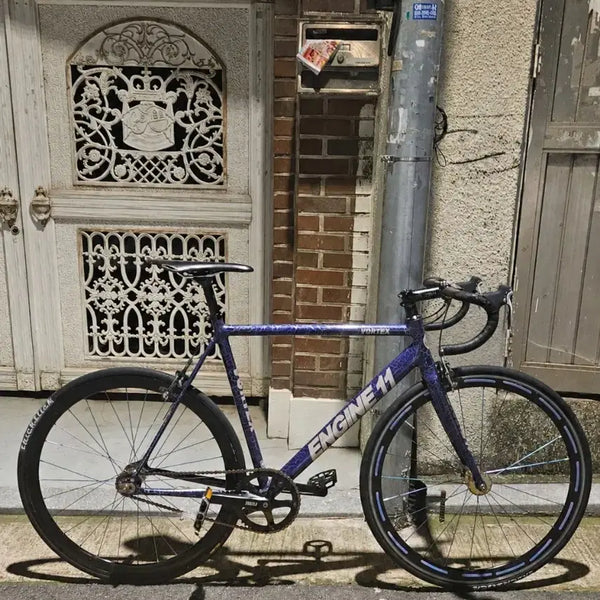 [BUNJANG] Engine 11 Vortex New Model Pixie Bicycle (Size M) / 엔진 11 볼텍스 신형 픽시 자전거 급히 처분