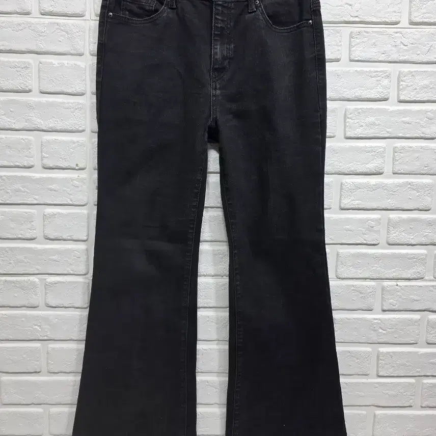 [BUNJANG] Guess 2022 Bootcut Span Jeans (Size 29) / 2022년 게스 부츠컷 스판 29