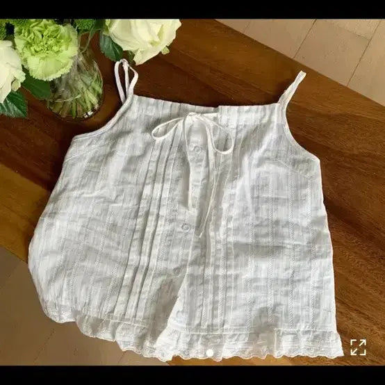 [BUNJANG] Ablley Adjustable Strap Camisole Blouse / 에이블리 끈 나시 블라우스