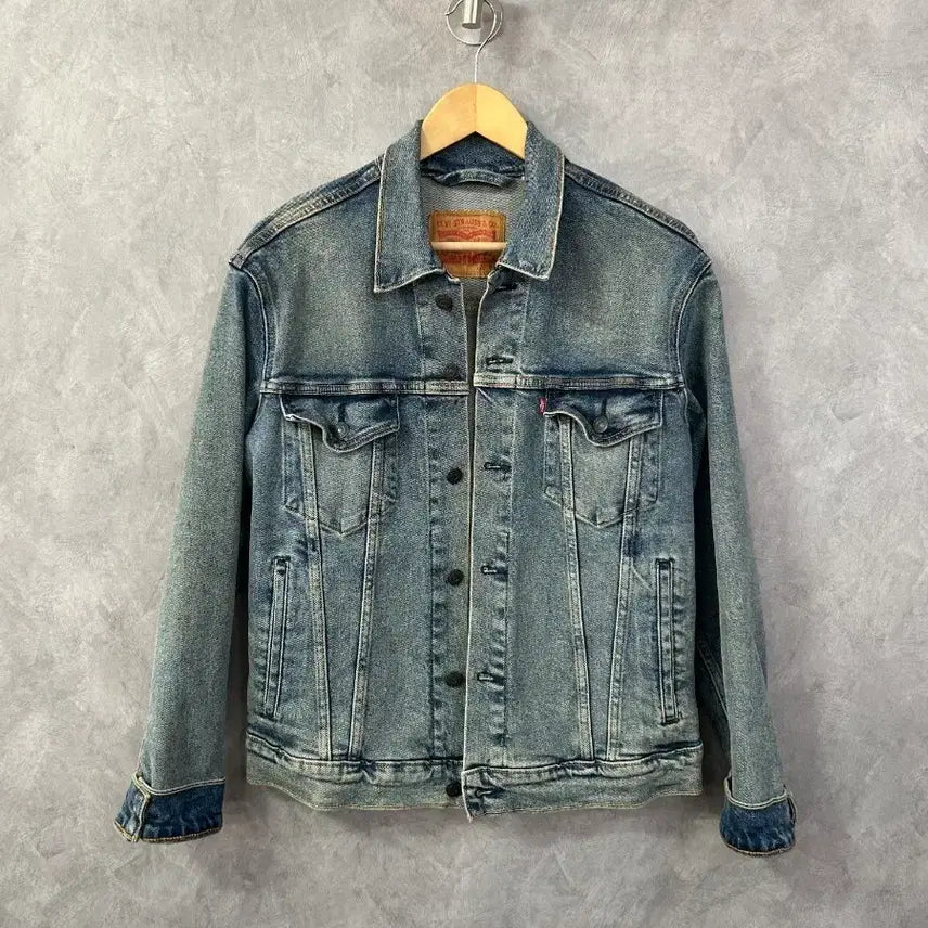 [BUNJANG] Levi's Denim Jacket Medium Wash Size S / 리바이스 데님 자켓 청자켓 중청 S