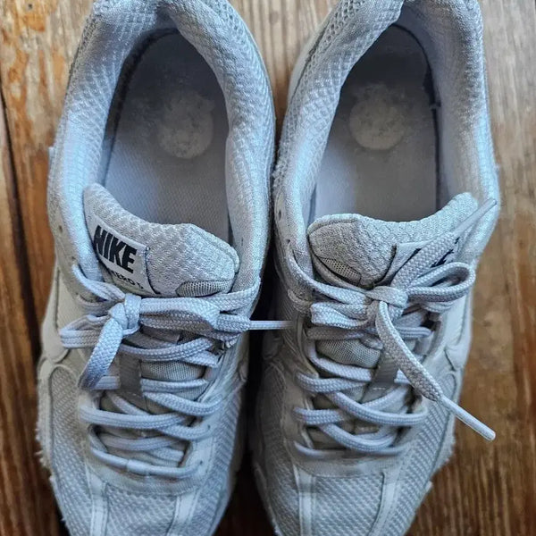 [BUNJANG] Nike Silver Running Shoes / 나이키 운동화 실버 275