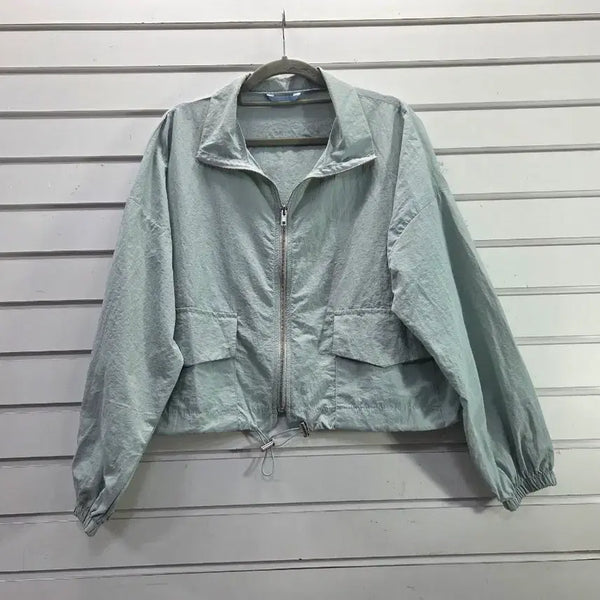 [BUNJANG] Mint Windbreaker Short Jumper / 연민트 바람막이원단 여성 숏 점퍼 /보물찾기천사