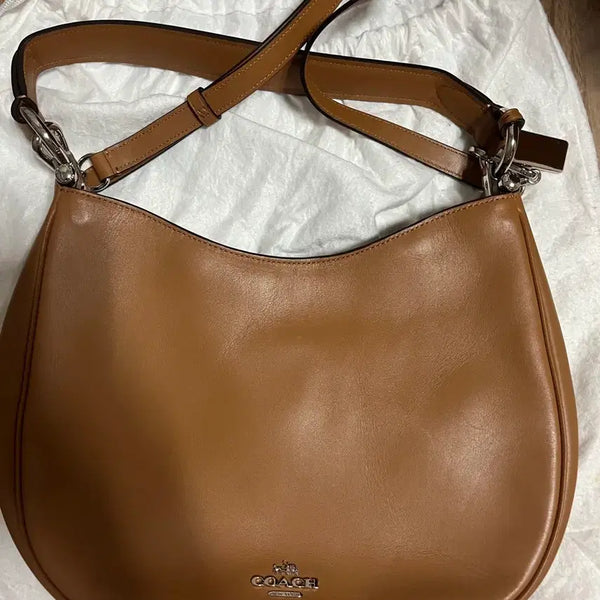 [BUNJANG] Coach Leather Shoulder Crossbody Bag / 코치 숄더 크로스백 가방