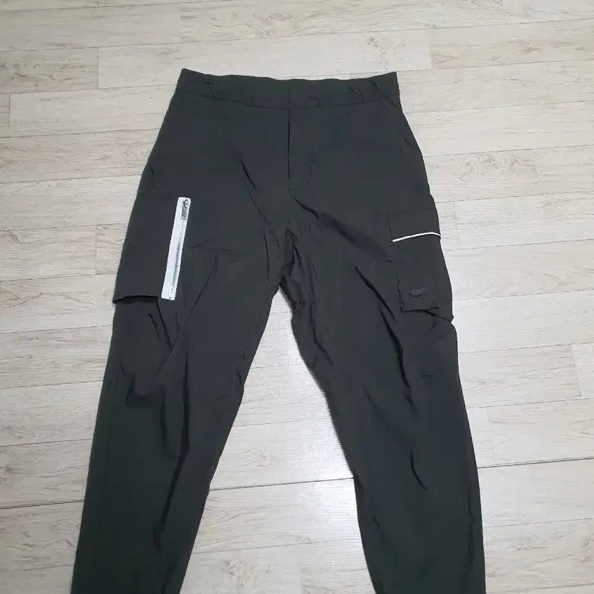 [BUNJANG] Nike Woven Utility Pants (Size 32) / 32 나이키 정품 봄여름 우븐 유틸리티 팬츠 바지 허리32 완전깨끗해요