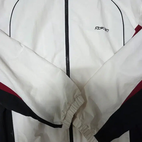 [BUNJANG] Reebok Windbreaker Jacket / 리복 바람막이 점퍼