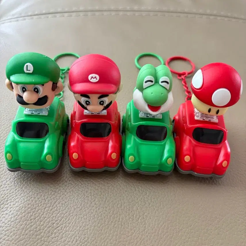 [BUNJANG] Super Mario Kart Keycap Clicker Keyring Set / (개당) 슈퍼마리오 카트 키캡 클리커 키링