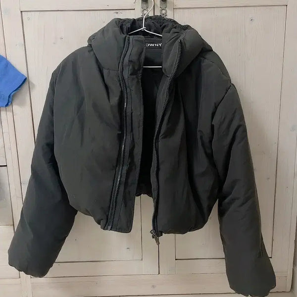 [BUNJANG] Glowny Duck Down Crop Padding Charcoal / 글로니 덕다운 크롭 패딩 차콜