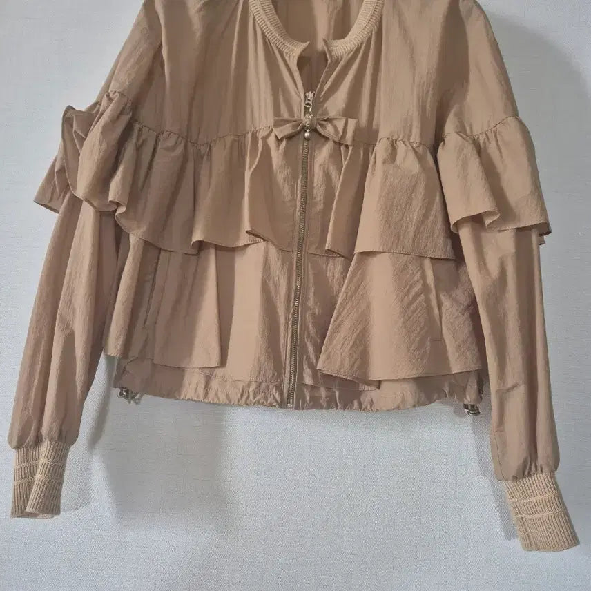 [BUNJANG] Ozscecon Lace Zip-Up Windbreaker / 오즈세컨 레이스 짚업바람막이